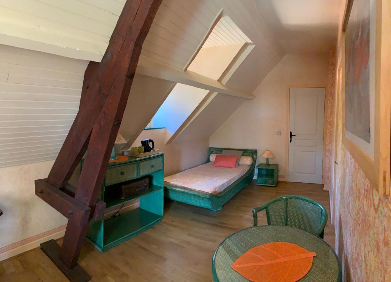 Bed and Breakfast Le Moulin Du Boisset Saint-Denis-lès-Martel Exterior foto